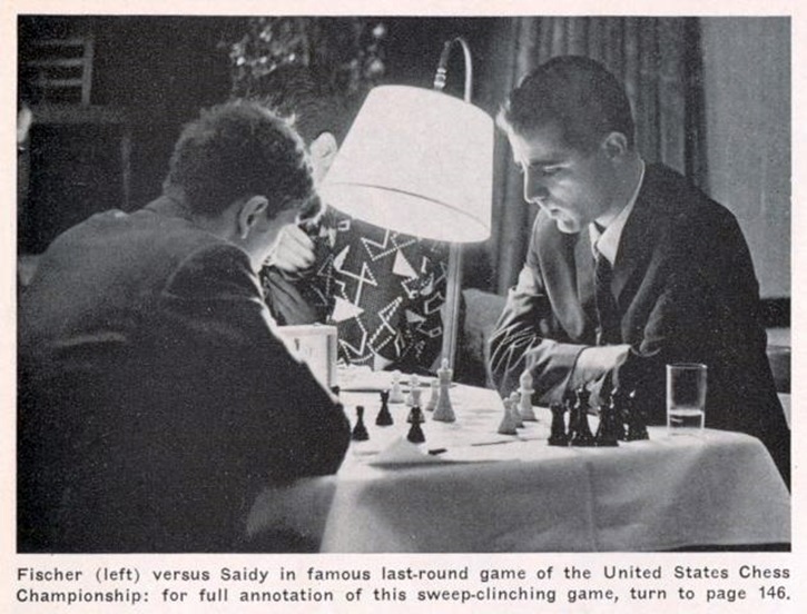 Fischer vs Saidy Campeonato de EE. UU. 1963/64
Foto © Revista Chess Review Mayo de 1964