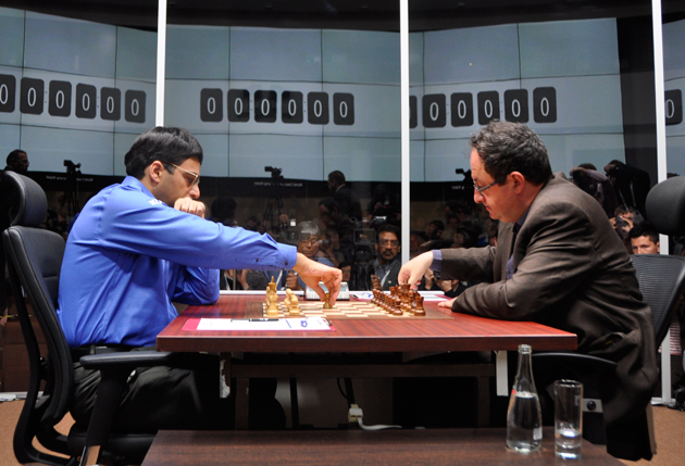 Partida 8 Anand vs. Gelfand, Moscú, 21 de mayo de 2012
Anand iguala 4 a 4
Foto chessvibes.com