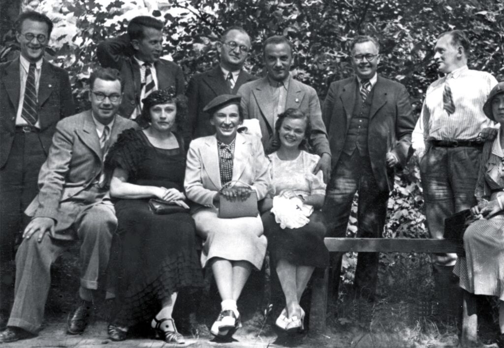 Participantes de Kemeri 1937 en Jurmala. Julio de 1937
Foto del libro de Petrovs