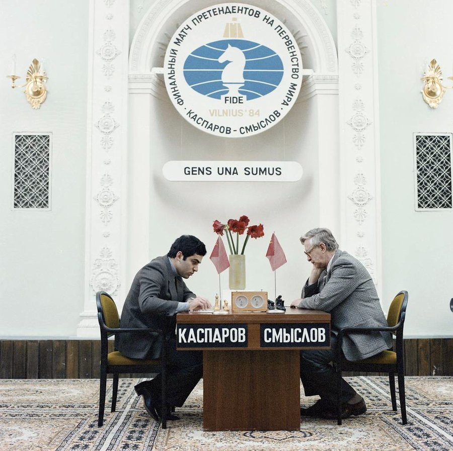Kasparov vs Smyslov Vilna 1984
Foto V. Gulevich, TASS